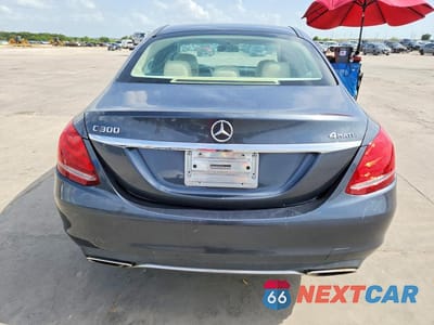 Zdjęcie 6 z 13 samochodu: 2015 MERCEDES-BENZ C 300 4MATIC VIN:55SWF4KB5FU003497 - miniatura