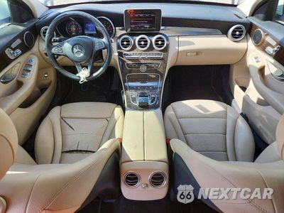 Zdjęcie 8 z 12 samochodu: 2015 MERCEDES-BENZ C 300 VIN:55SWF4JB2FU050777 - miniatura