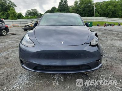 Piąte zdjęcie samochodu w środku: 2023 TESLA MODEL Y VIN:7SAYGDEE2PA163786 - miniatura
