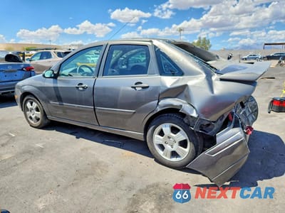 Drugie zdjęcie samochodu z przodu: 2005 FORD FOCUS ZX4 VIN:1FAFP34N65W271359 - miniatura