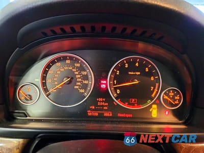 Zdjęcie 9 z 12 samochodu: 2011 BMW 528 I VIN:WBAFR1C57BC740771 - miniatura