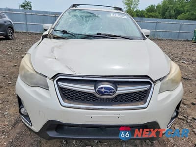 Piąte zdjęcie samochodu w środku: 2016 SUBARU CROSSTREK PREMIUM VIN:JF2GPABC7G8273554 - miniatura