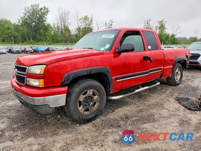 2006 CHEVROLET SILVERADO K1500 1GCEK19B26Z187045 - główne zdjęcie licytacji z USA - miniatura