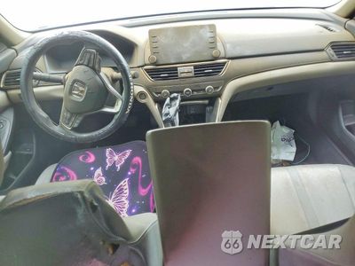 Zdjęcie 8 z 12 samochodu: 2020 HONDA ACCORD EX VIN:1HGCV1F40LA020831 - miniatura