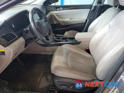 Zdjęcie 7 z 12 samochodu: 2017 HYUNDAI SONATA PLUG-IN HYBRID LIMITED VIN:KMHE54L28HA059763 - miniatura