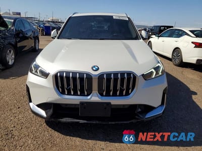 Piąte zdjęcie samochodu w środku: 2026 BMW X1 XDRIVE28I VIN:WBX73EF07T5459563 - miniatura