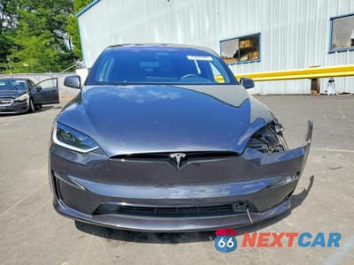 Piąte zdjęcie samochodu w środku: 2024 TESLA MODEL X VIN:7SAXCDE58RF451986 - miniatura