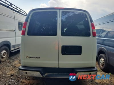Zdjęcie 6 z 14 samochodu: 2023 CHEVROLET EXPRESS G3500 LS VIN:1GAZGNFP2P1151505 - miniatura