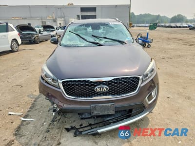 Piąte zdjęcie samochodu w środku: 2017 KIA SORENTO EX VIN:5XYPHDA5XHG314754 - miniatura