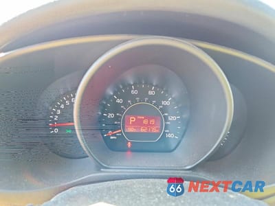 Zdjęcie 9 z 12 samochodu: 2016 KIA SOUL + VIN:KNDJP3A53G7349604 - miniatura