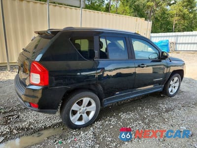 Trzecie zdjęcie samochodu z tyłu: 2013 JEEP COMPASS SPORT VIN:1C4NJCBA0DD169220 - miniatura
