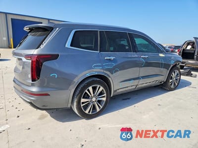 Trzecie zdjęcie samochodu z tyłu: 2021 CADILLAC XT6 PREMIUM LUXURY VIN:1GYKPCRS7MZ194189 - miniatura
