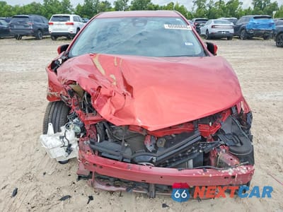 Piąte zdjęcie samochodu w środku: 2017 TOYOTA COROLLA IM BASE VIN:JTNKARJEXHJ532491 - miniatura