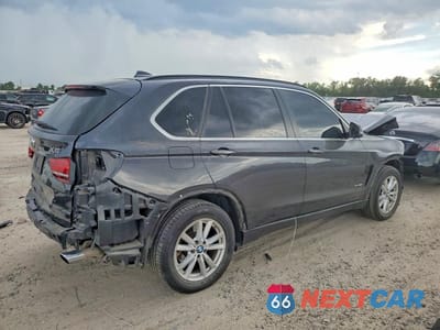 Trzecie zdjęcie samochodu z tyłu: 2015 BMW X5 XDRIVE35I VIN:5UXKR0C52F0K70568 - miniatura