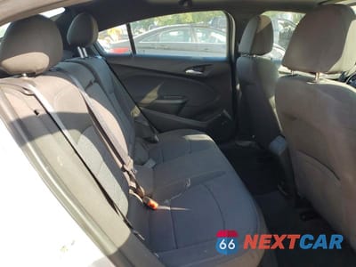 Zdjęcie 10 z 12 samochodu: 2018 CHEVROLET CRUZE LT VIN:1G1BE5SM0J7177494 - miniatura
