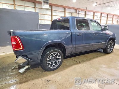 Trzecie zdjęcie samochodu z tyłu: 2026 RAM 1500 LARAMIE VIN:1C6SRFJP1TN306779 - miniatura