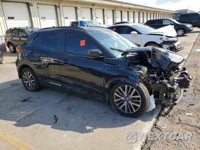 Czwarte zdjęcie samochodu z boku: 2021 NISSAN KICKS SR VIN:3N1CP5DV5ML492869 - miniatura