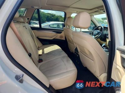 Zdjęcie 10 z 12 samochodu: 2016 BMW X5 XDR40E VIN:5UXKT0C58G0S77737 - miniatura
