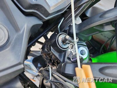 Zdjęcie 8 z 9 samochodu: 2015 KAWASAKI KLE650 F VIN:JKALEEF13FDA01623 - miniatura