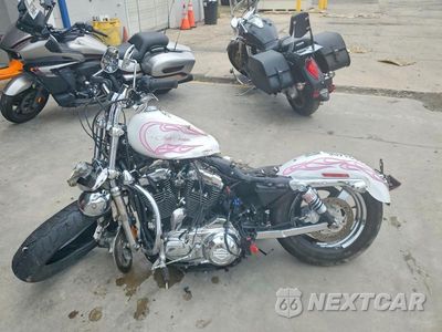 Trzecie zdjęcie samochodu z tyłu: 2011 HARLEY-DAVIDSON XLH1200 CP VIN:1HD1LH322BC438557 - miniatura