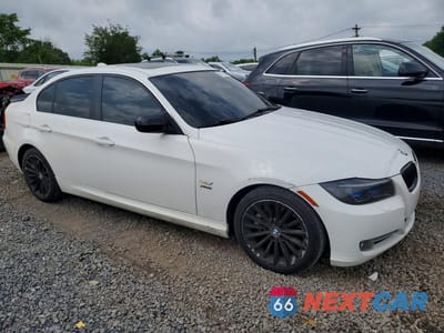 Czwarte zdjęcie samochodu z boku: 2011 BMW 335 XI VIN:WBAPL5C57BA917411 - miniatura