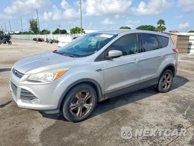 2015 FORD ESCAPE SE 1FMCU0G75FUB88872 - główne zdjęcie licytacji z USA - miniatura