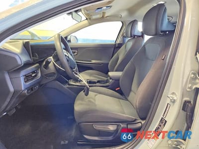Zdjęcie 7 z 12 samochodu: 2025 KIA K4 LXS VIN:3KPFT4DEXSE044838 - miniatura