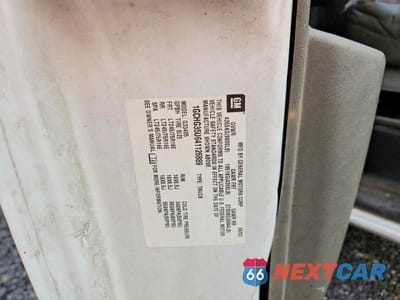 Zdjęcie 13 z 13 samochodu: 2004 CHEVROLET EXPRESS 3500 DELIVERY VAN VIN:1GCHG35U641126889 - miniatura