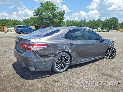 Trzecie zdjęcie samochodu z tyłu: 2020 TOYOTA CAMRY SE VIN:4T1G31AKXLU541982 - miniatura