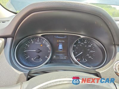 Zdjęcie 9 z 13 samochodu: 2015 NISSAN ROGUE SV VIN:5N1AT2MVXFC822997 - miniatura