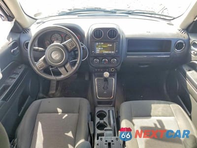 Zdjęcie 8 z 13 samochodu: 2014 JEEP PATRIOT LATITUDE VIN:1C4NJRFB7ED717415 - miniatura