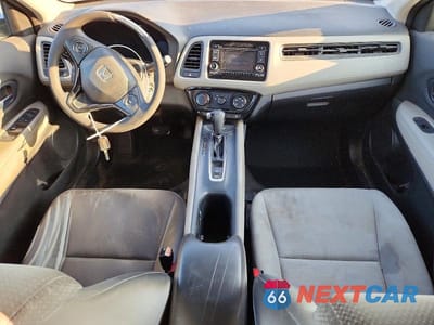 Zdjęcie 8 z 13 samochodu: 2019 HONDA HR-V LX VIN:3CZRU6H36KG710395 - miniatura