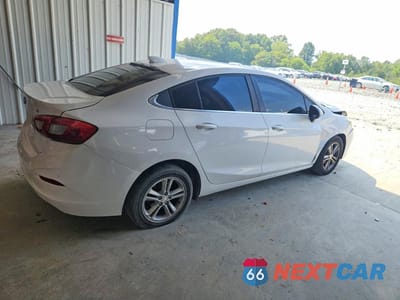 Trzecie zdjęcie samochodu z tyłu: 2018 CHEVROLET CRUZE LT VIN:1G1BE5SM6J7205539 - miniatura