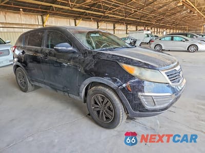 Czwarte zdjęcie samochodu z boku: 2011 KIA SPORTAGE LX VIN:KNDPB3A25B7038974 - miniatura