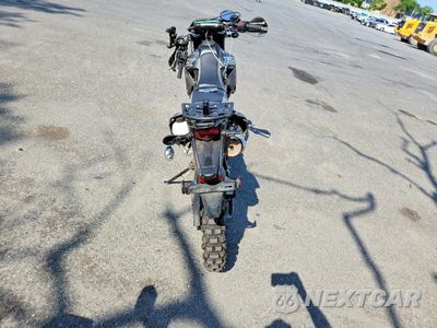 Zdjęcie 6 z 9 samochodu: 2024 KAWASAKI KLX300 F VIN:ML5LXBF17RDA31138 - miniatura