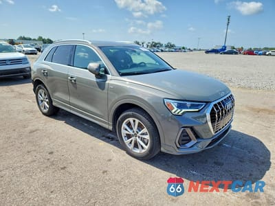 Czwarte zdjęcie samochodu z boku: 2023 AUDI Q3 PREMIUM S LINE 45 VIN:WA1DECF34P1110666 - miniatura