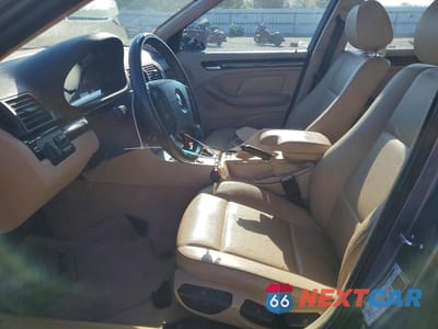 Zdjęcie 7 z 12 samochodu: 2005 BMW 325 IS SULEV VIN:WBAAZ33485KW77719 - miniatura