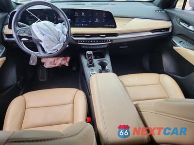 Zdjęcie 8 z 13 samochodu: 2024 CADILLAC XT4 PREMIUM LUXURY VIN:1GYFZCR49RF111674 - miniatura