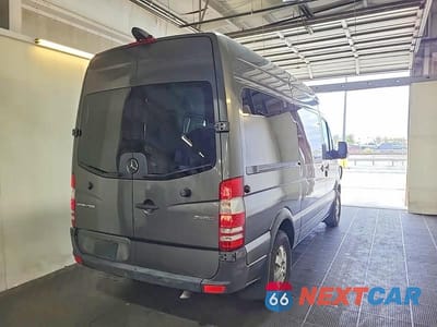 Czwarte zdjęcie samochodu z boku: 2018 MERCEDES-BENZ SPRINTER 2500 VIN:8BRPE7CD5JE158134 - miniatura