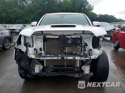Piąte zdjęcie samochodu w środku: 2019 TOYOTA TACOMA TRD SPORT VIN:3TMCZ5AN1KM275094 - miniatura