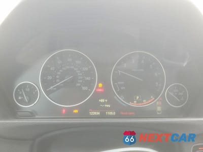 Zdjęcie 9 z 12 samochodu: 2015 BMW 428 I VIN:WBA3N7C58FK222973 - miniatura