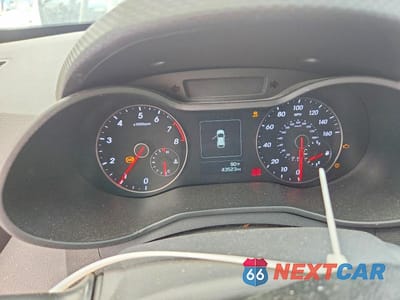 Zdjęcie 9 z 13 samochodu: 2016 HYUNDAI VELOSTER TURBO VIN:KMHTC6AEXGU272233 - miniatura