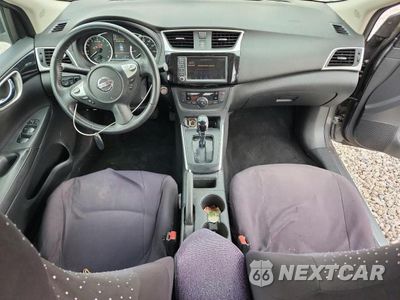 Zdjęcie 8 z 12 samochodu: 2019 NISSAN SENTRA SV VIN:3N1AB7AP5KY436678 - miniatura