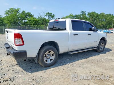 Trzecie zdjęcie samochodu z tyłu: 2019 RAM 1500 TRADESMAN VIN:1C6SRFNT4KN662777 - miniatura