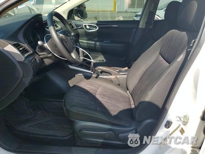 Zdjęcie 7 z 12 samochodu: 2019 NISSAN SENTRA SV VIN:3N1AB7AP7KY427674 - miniatura