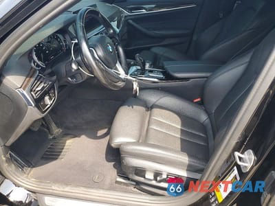Zdjęcie 7 z 13 samochodu: 2017 BMW 530 XI VIN:WBAJA7C35HG458598 - miniatura