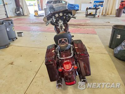 Czwarte zdjęcie samochodu z boku: 2006 HARLEY-DAVIDSON FLHXI VIN:1HD1KBW1X6Y665555 - miniatura