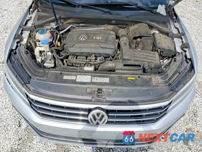 Zdjęcie 11 z 12 samochodu: 2017 VOLKSWAGEN PASSAT SE VIN:1VWBT7A3XHC019812 - miniatura