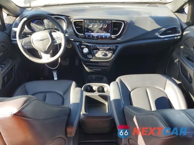 Zdjęcie 8 z 14 samochodu: 2026 CHRYSLER PACIFICA SELECT VIN:2C4RC1BGXTR226216 - miniatura