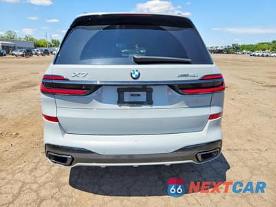 Zdjęcie 6 z 13 samochodu: 2025 BMW X7 XDRIVE40I VIN:5UX23EM06S9X20648 - miniatura